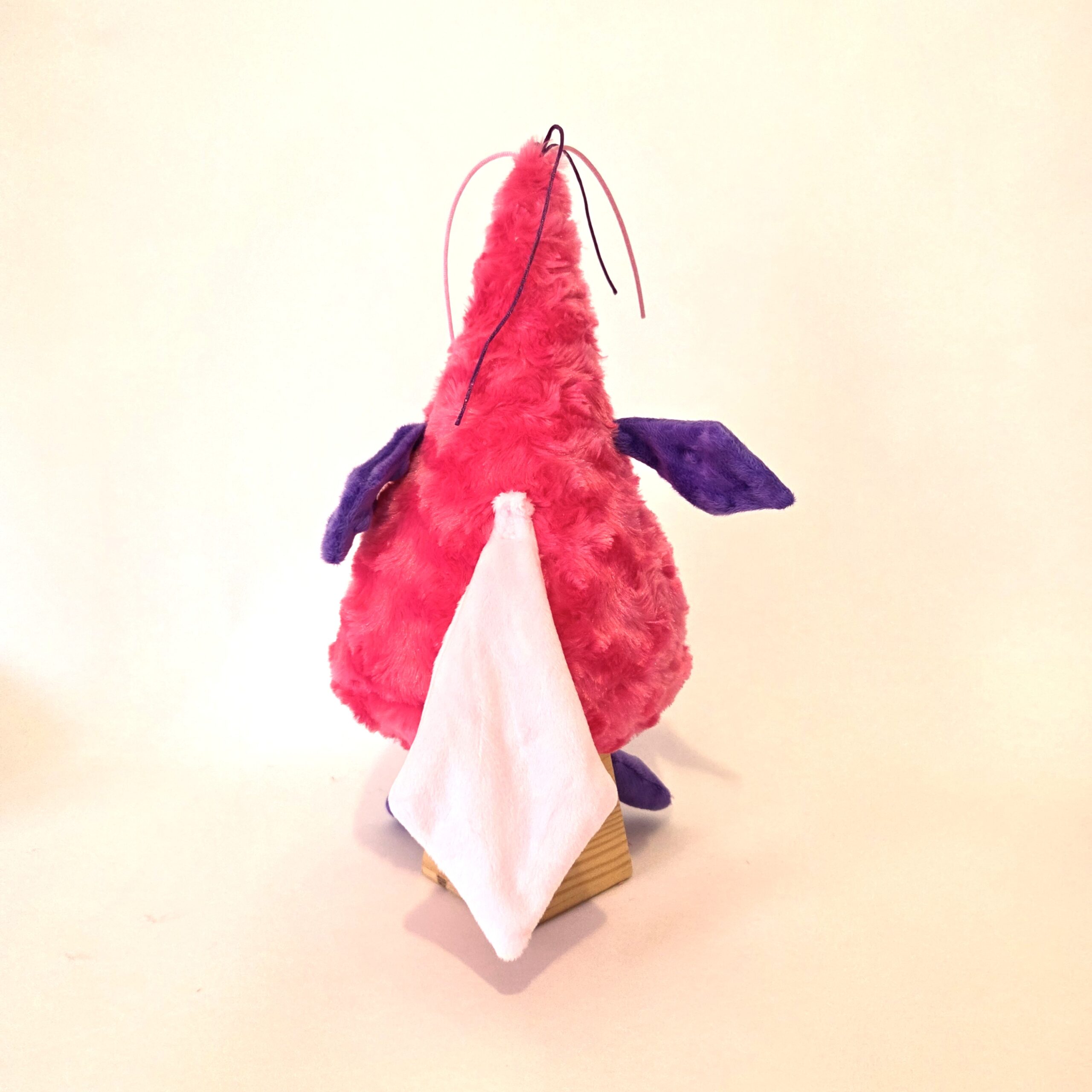 Oiseau-poire-rose-dos-creation-france-fabule_26